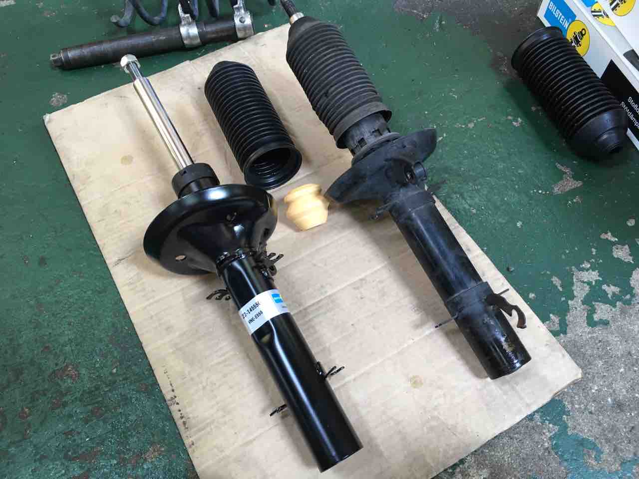 アウディTT サスペンションリフレッシュ作業 : H-SPORT BLOG