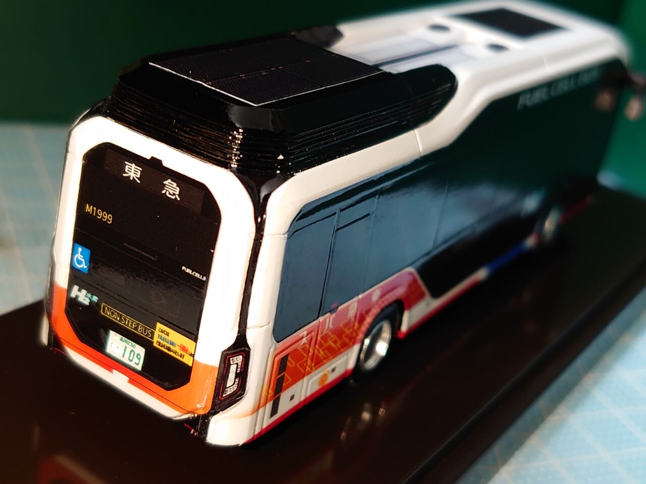アドウイング東急バス燃料電池バスを買った話 : ITaSEの詰め込み箱