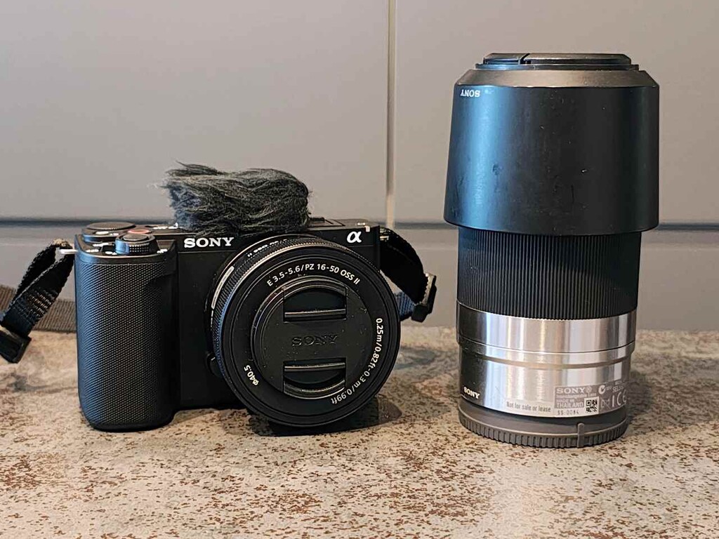 写真・動画アリ】レンズ交換式ミラーレス！SONY「VLOGCAM ZV-E10 II