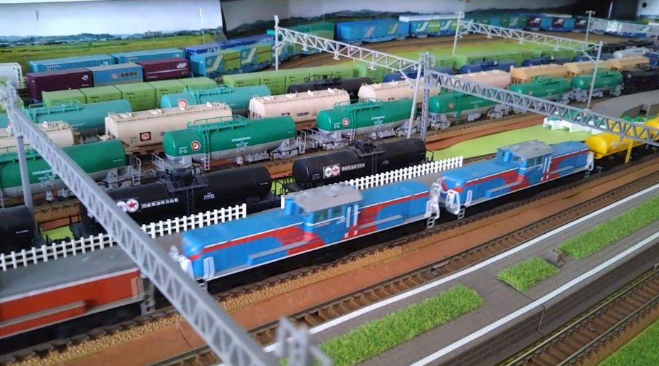 DD51ディーゼル機関車三重連から : 鉄道模型おもちゃ倶楽部