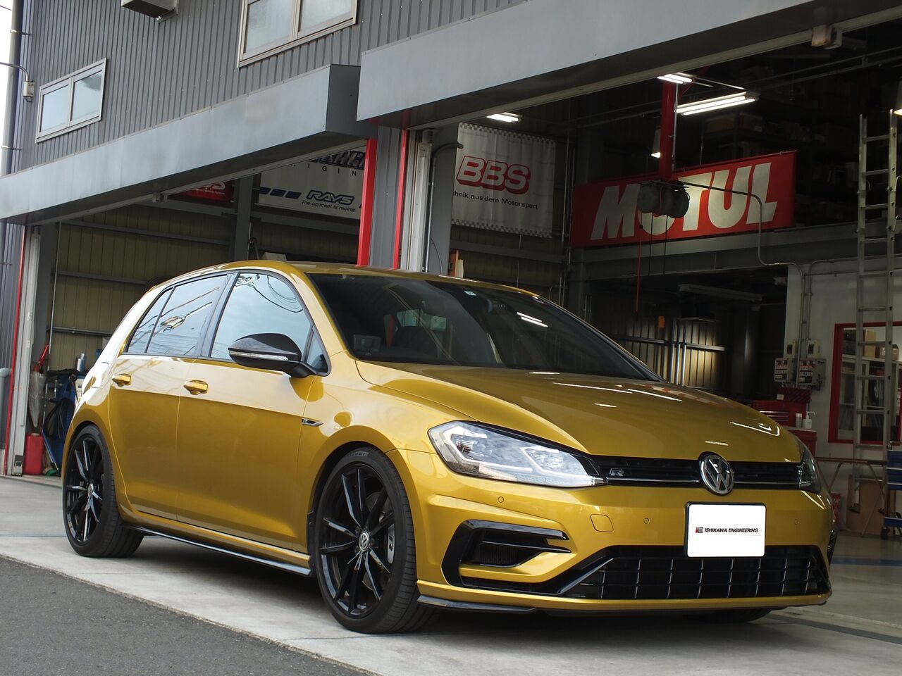 VW GOLF7.5 R Performance × KW DDC PLUG&PLAY + TCR ROOF SPOILER