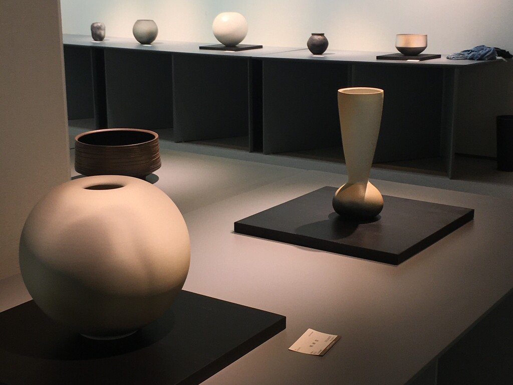 当蔵縁の陶芸作家2人が三越本店で展覧会 : 磯蔵酒造ブログ【蔵人日記】