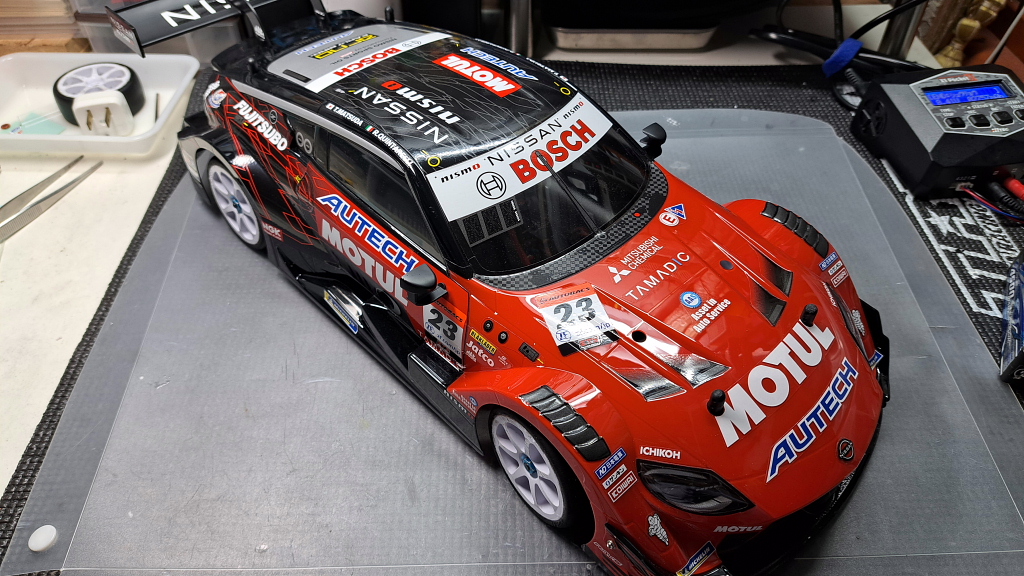 MOTUL AUTECH Z」ボディ完成！ : プラドの趣味の備忘録