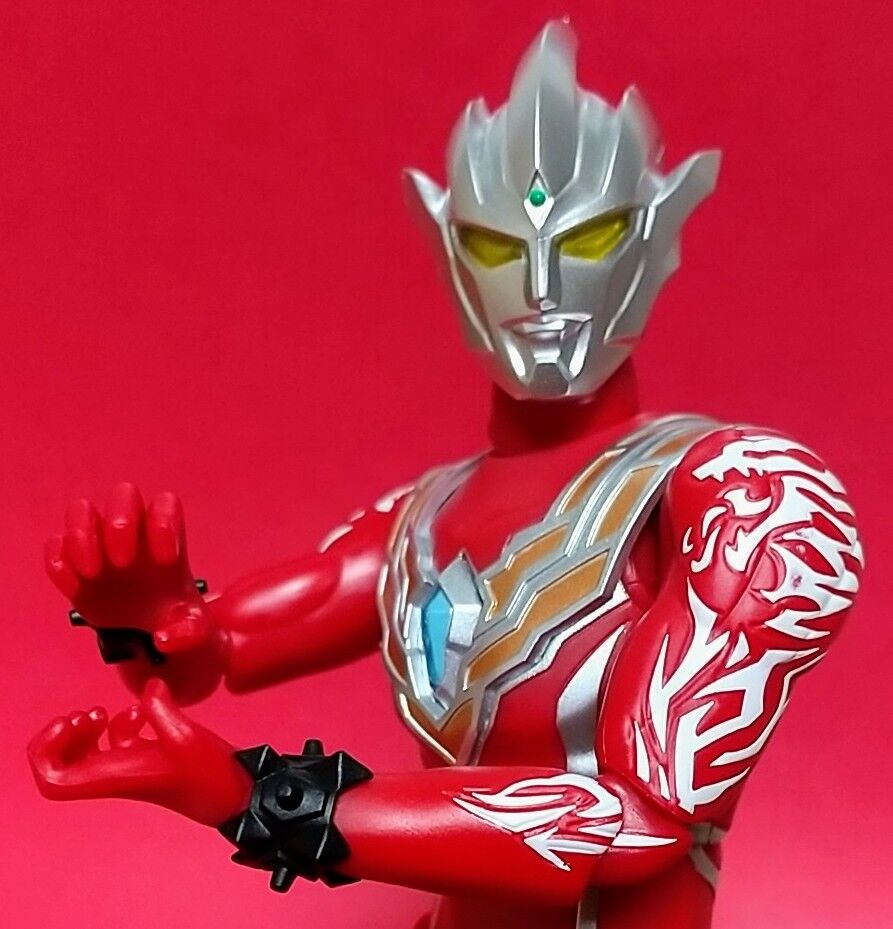 アーリースタイルも再現可能】S.H.Figuarts ウルトラマンレグロス