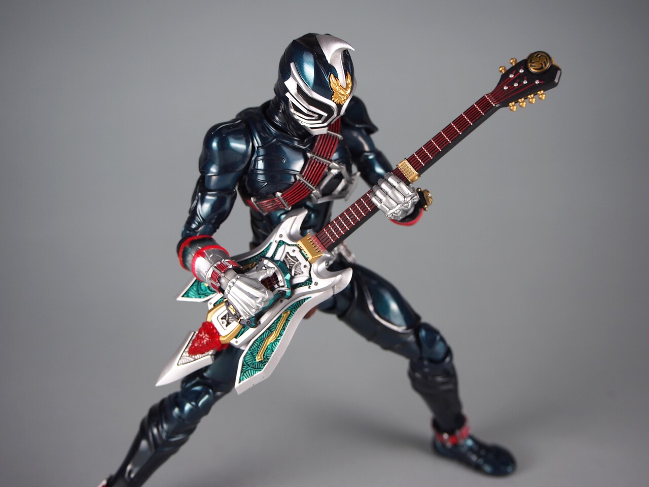 S.H.Figuarts（真骨彫製法） 仮面ライダー轟鬼 : 不玩全燃焼日誌