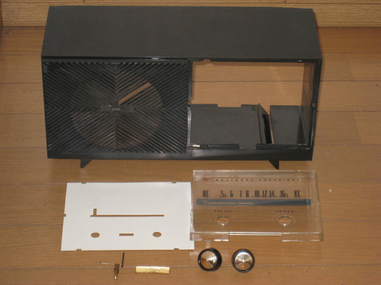 真空管ラジオ ナショナルCX-455 の修理 : 真空管ラジオ修理キッシー工房