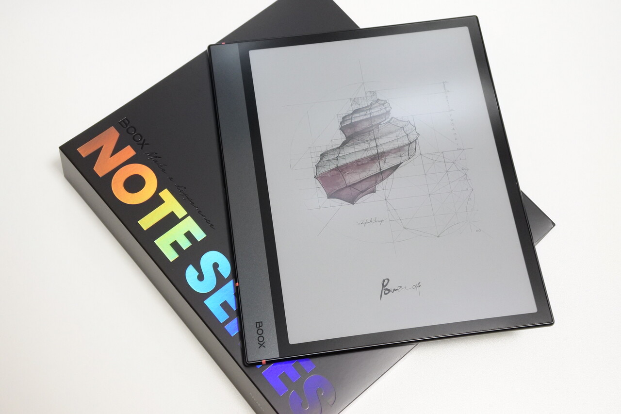 最新の電子ペーパー端末はカラーでサクサク動く！ ＜BOOX カラー電子