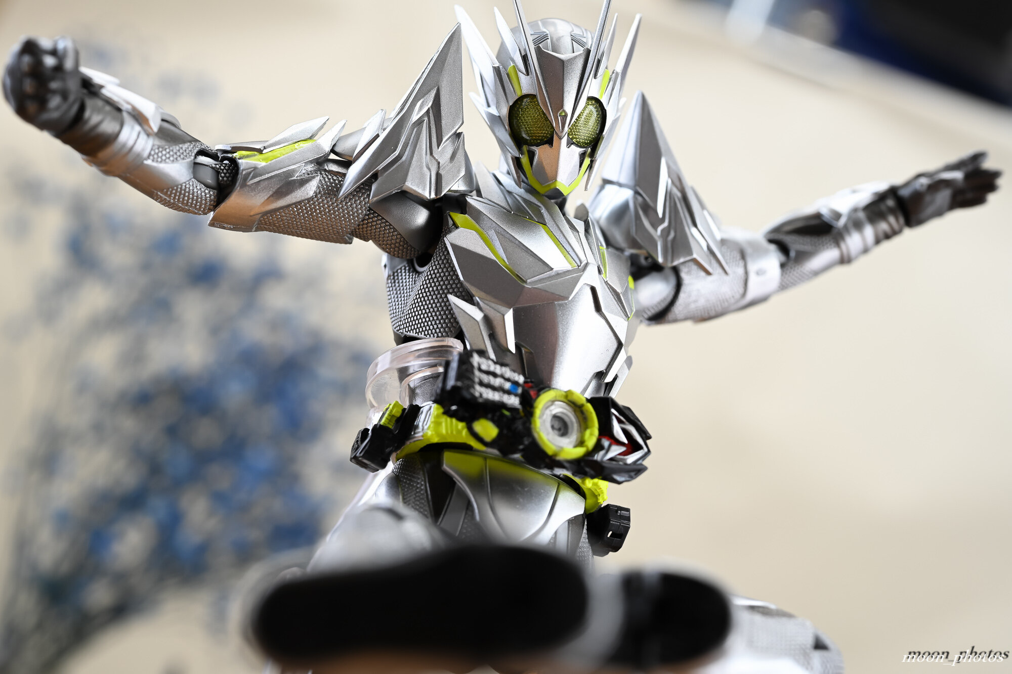 レビュー】S.H.Figuarts 仮面ライダーゼロワン メタルクラスタホッパー