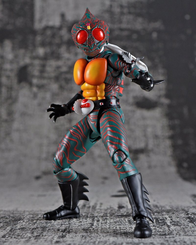 9/29店頭発売！「S.H.Figuarts 真骨彫製法 仮面ライダーアマゾン」撮り