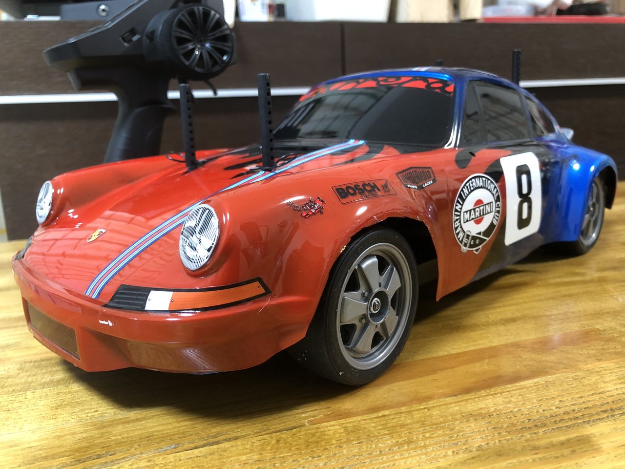 5号車 TT-02 ポルシェ911カレラRSR : 小学生の息子とラジコン始めました。