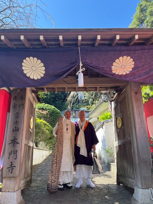 南朝111代主 小野寺直陛下に : KNOB 日々の感動