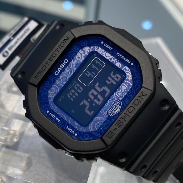 G-SHOCK 新作 BLUE PAISLEYシリーズ②【AWG-M100SBP-1AJF】【GW