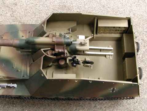 ◉フンメル自走砲（DRAGON 1/35）1990年代後半に完成 : T.M.のプラモMUSEUM