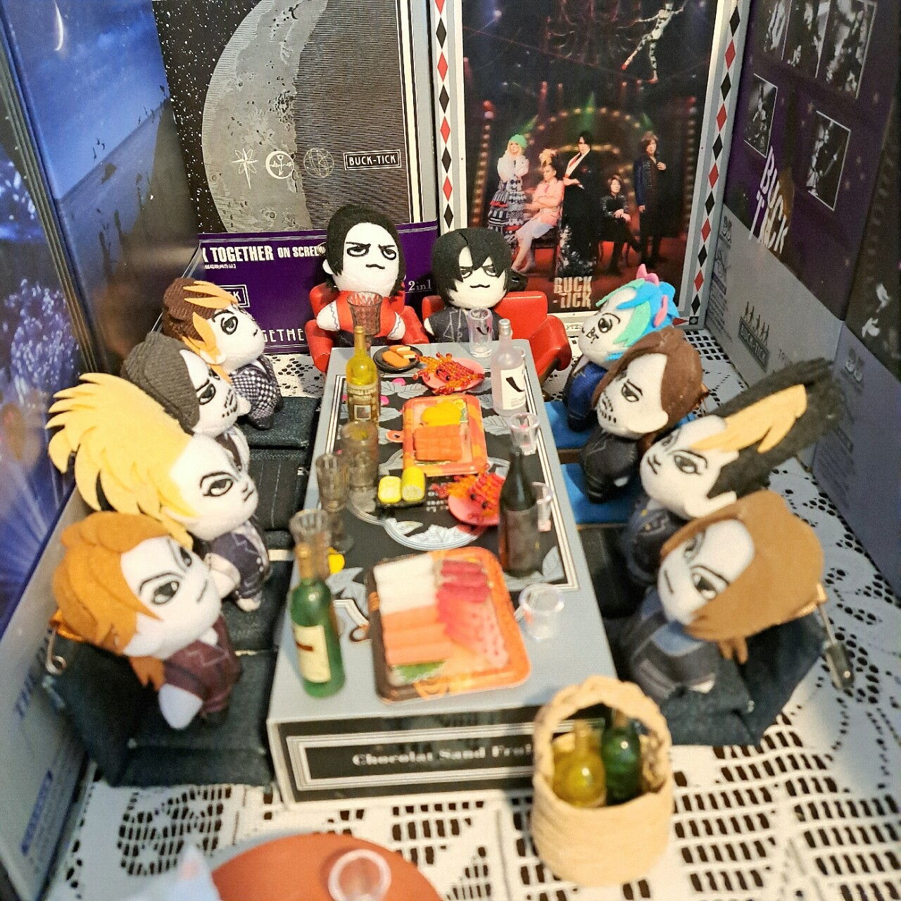 BUCK-TICKぬいぐるみが増えたから、バクチクハウス作った。 : BUCK