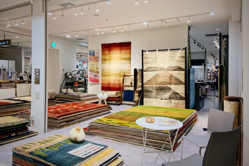東京新宿】ウール絨毯『ハグみじゅうたん×アートギャッベ展』@新宿