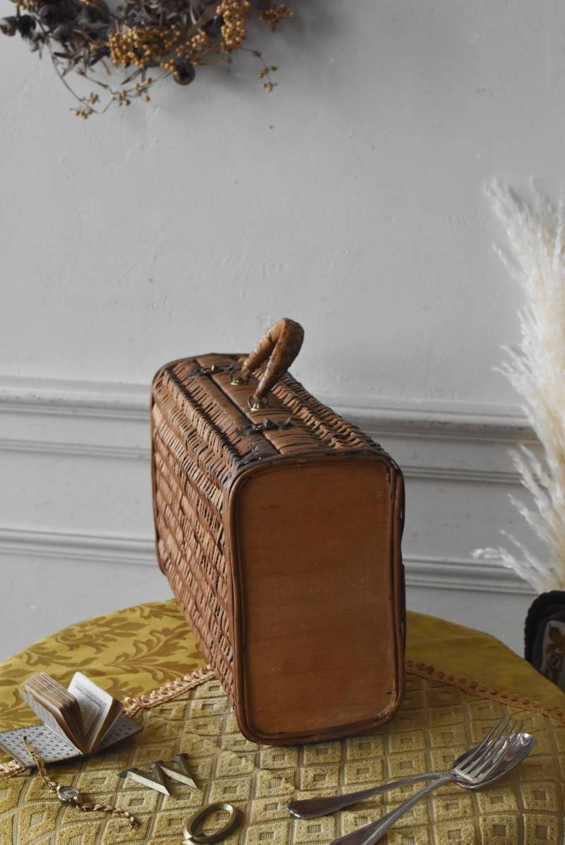 フランスアンティーク雑貨 バスケットトランク ラタン