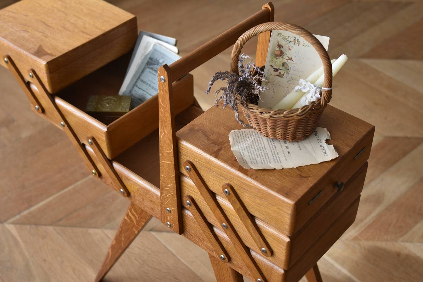 脚付きソーイングボックス.3 フランスヴィンテージ家具 裁縫箱 収納