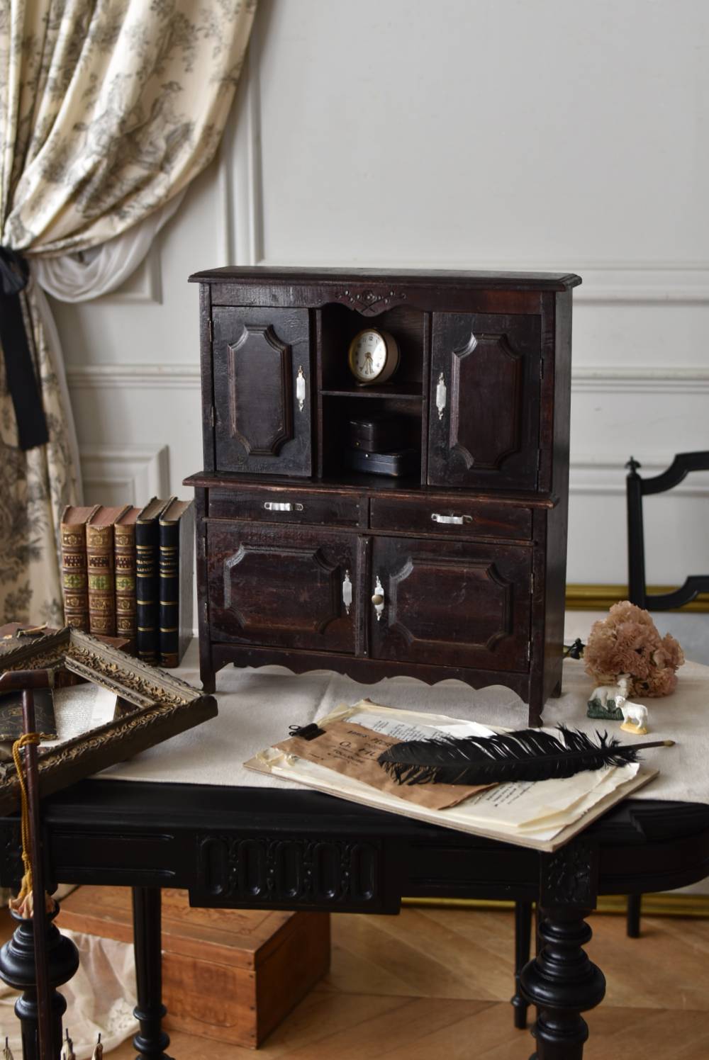 アンティークドールキャビネット フランスアンティーク家具