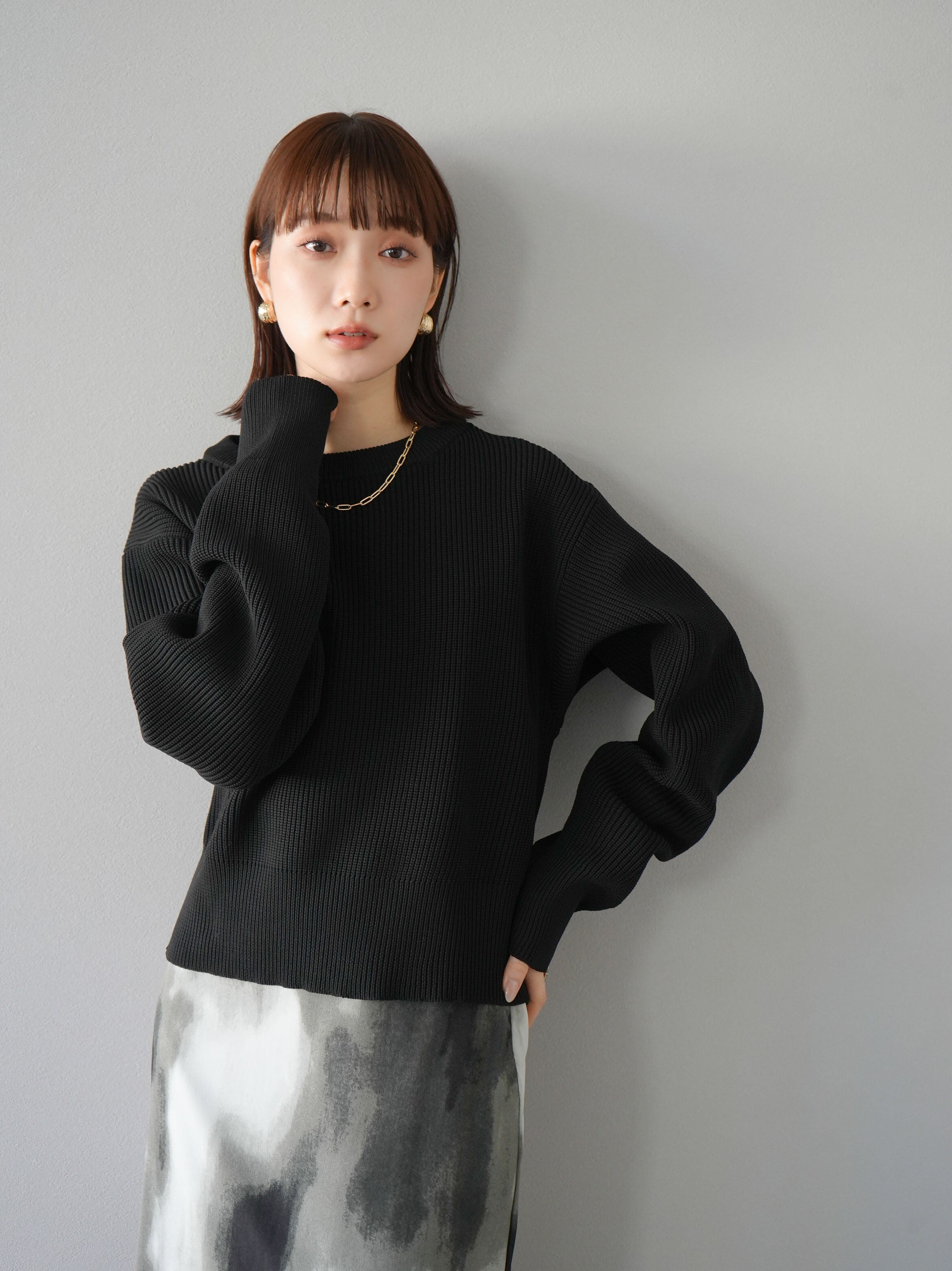 予約]あぜ編みポリエステルニットプルオーバー/ブラック – Lumier