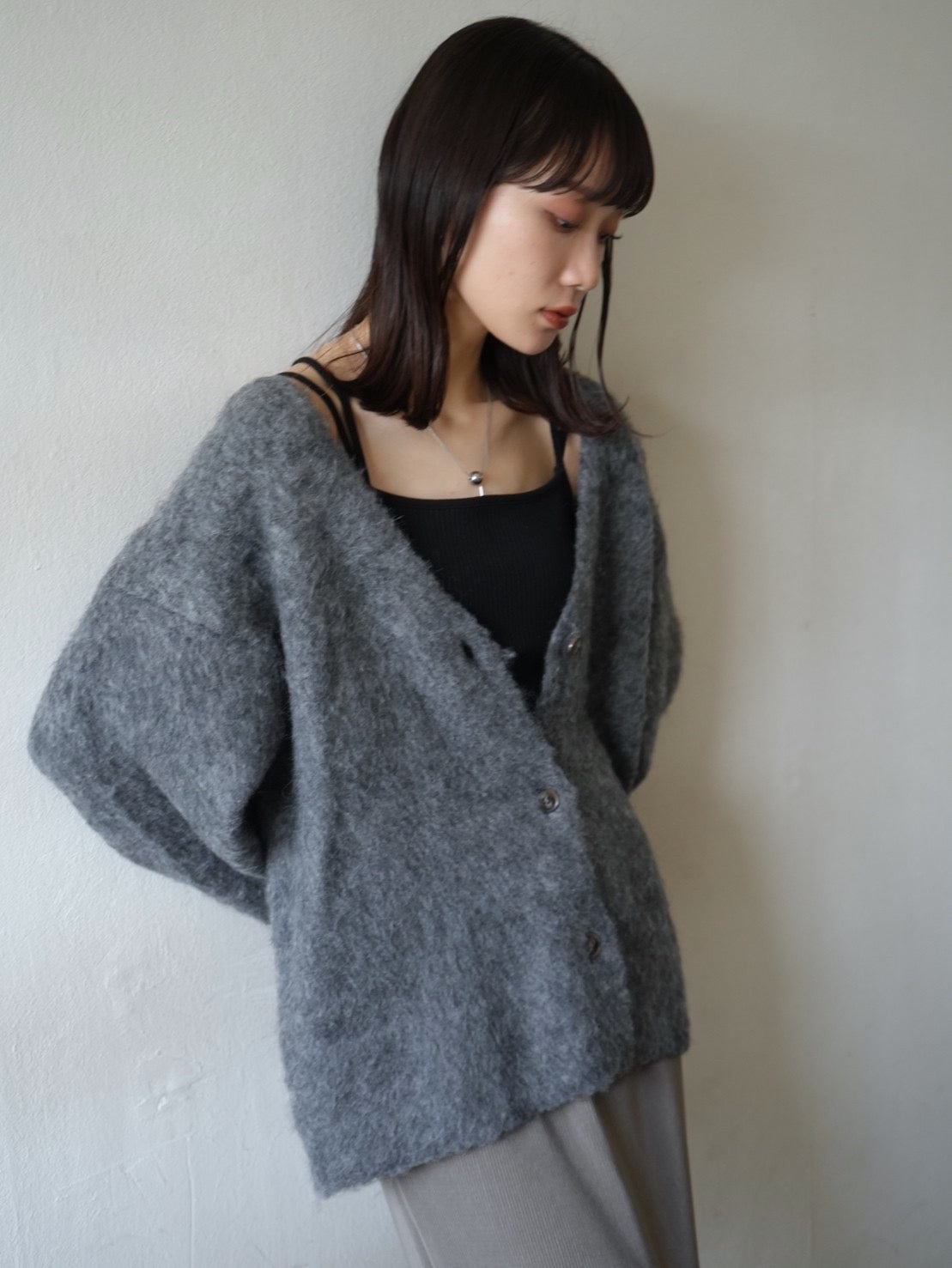 予約]モヘアニットカーディガン/チャコール – Lumier