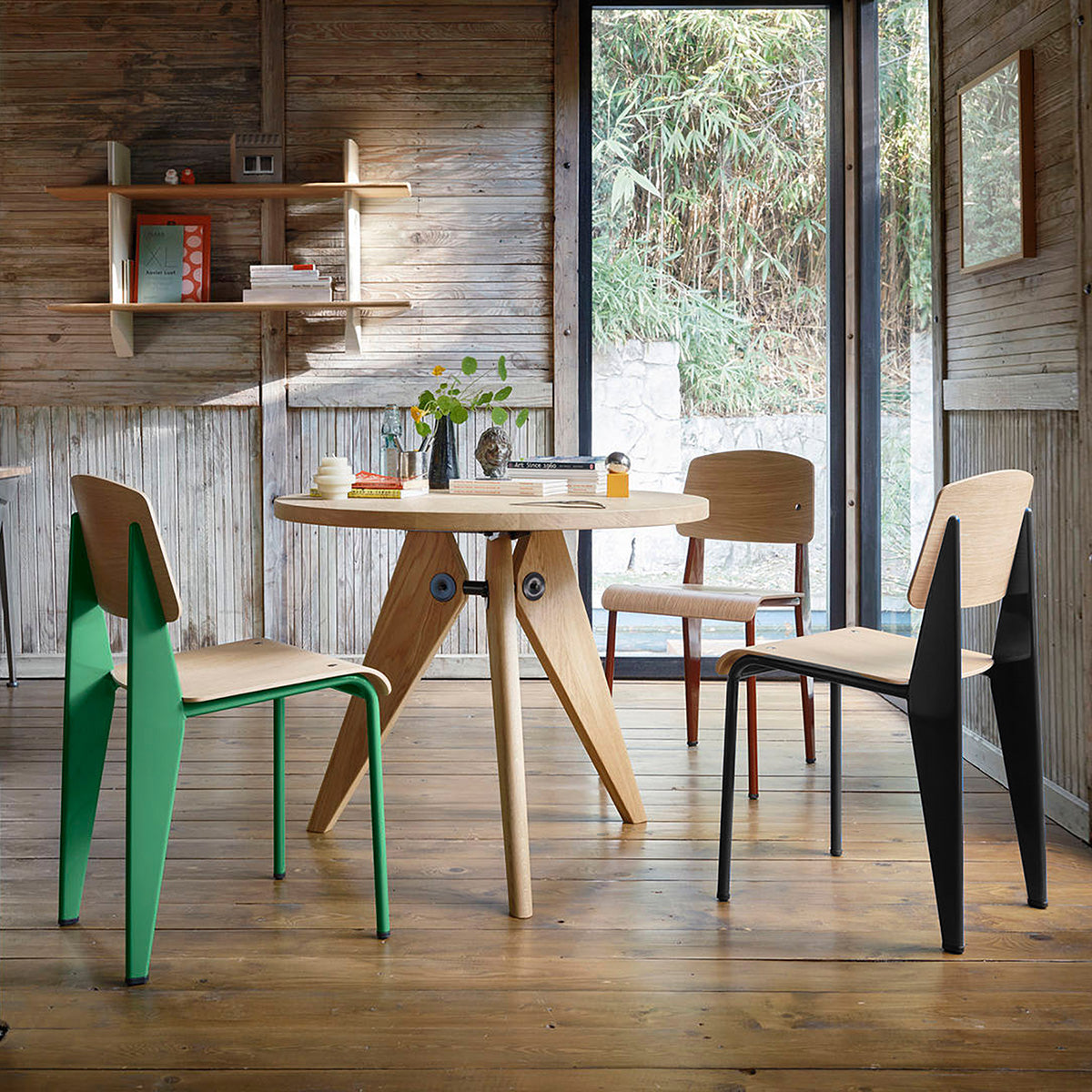 Standard Chair | Made by Vitra – Luminaire
