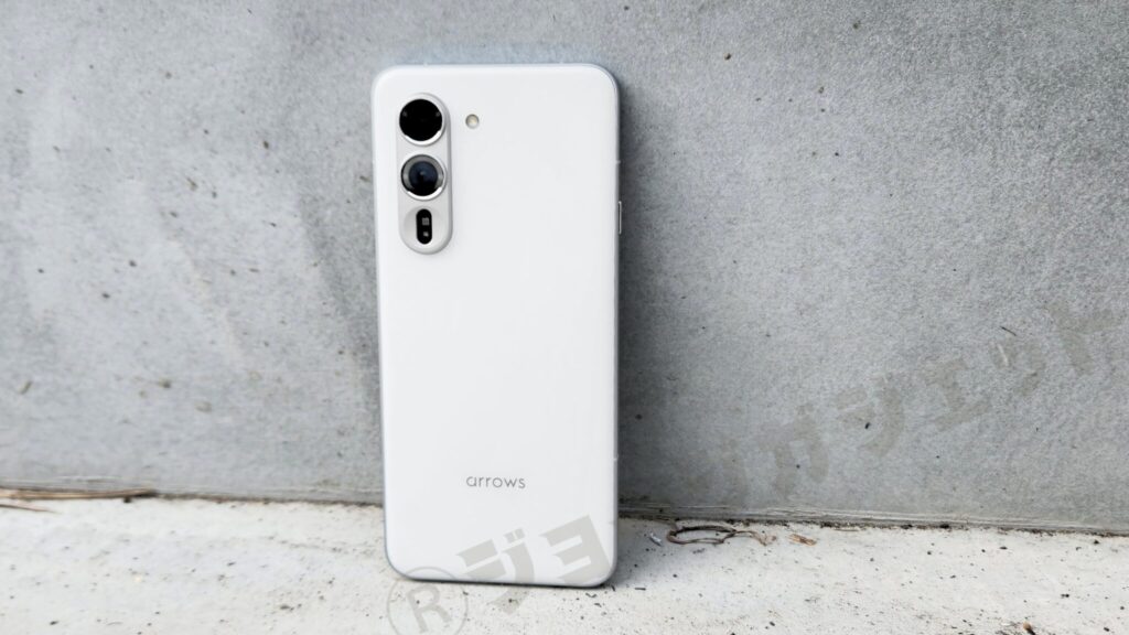 arrows Alpha 今さらレビュー｜AI機能と圧倒的タフネスで安心の日本製