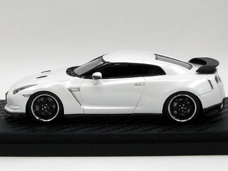 Amazon | 【hpi・racing】1/43 ニッサン GT-R （R35） スペックV