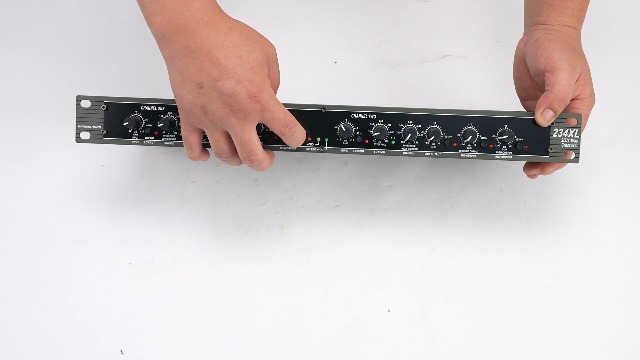 234XL Stereo 2/3 Way, Mono 4 Way Crossover with XLR Connectors