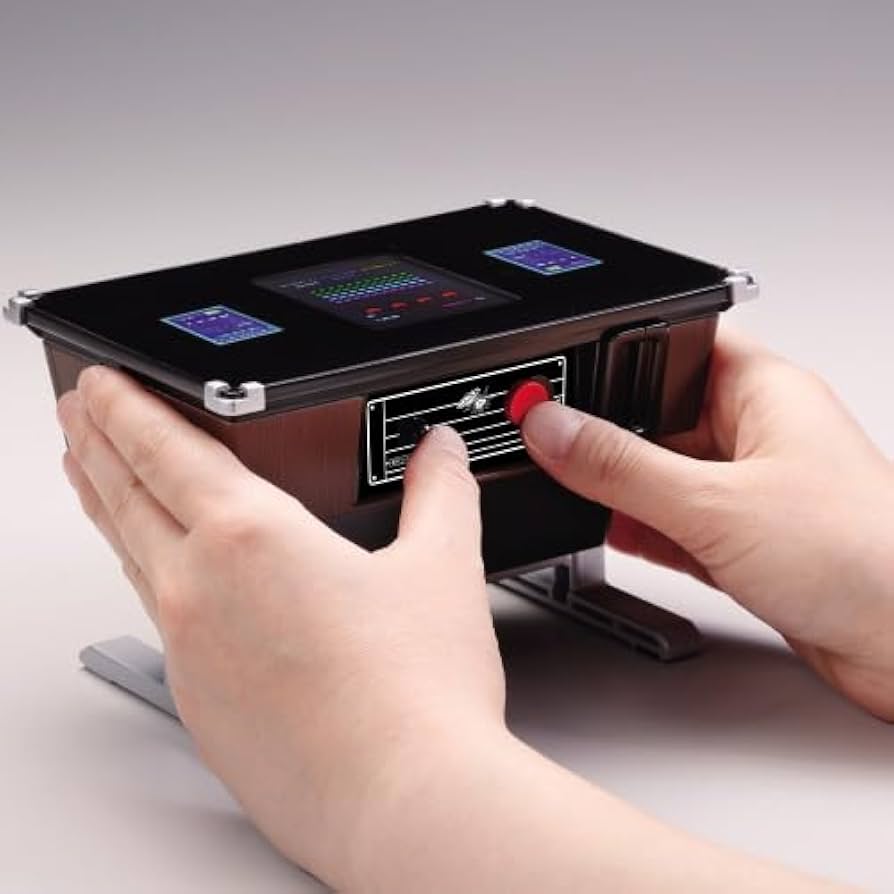 Amazon.co.jp: 遊べる貯金箱 スペースインベーダー テーブル筐体型