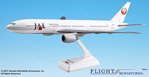 Amazon.com: Flight Miniatures Japan Airlines (89-03) 777-200 1:200
