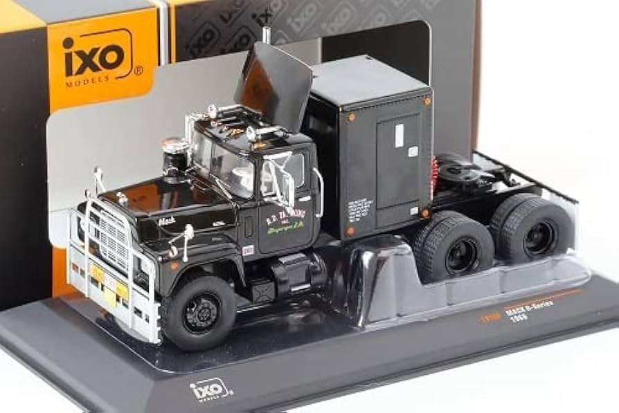 Amazon | ixo 1/43 マック・Rシリーズ トラック black 1966 | ミニカー