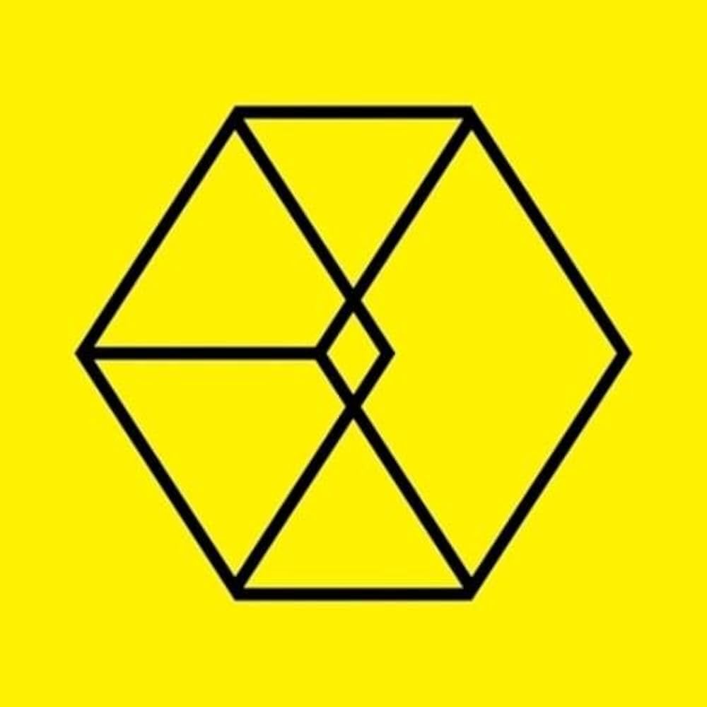 Amazon.com: EXO - [ LOVE ME RIGHT ] 2nd Album Repackage Korean +