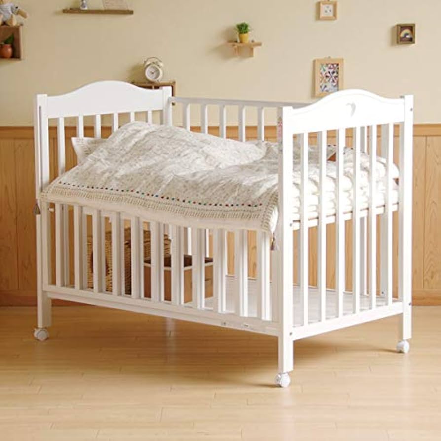 ファミリア ベビーベッド ホワイト ファミリア ベビーベッド ホワイト