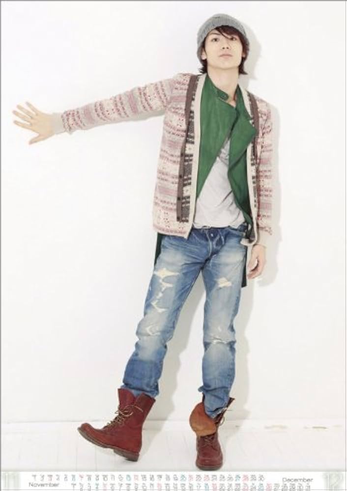 Amazon.co.jp: 三浦春馬 2010年 カレンダー : 文房具・オフィス用品