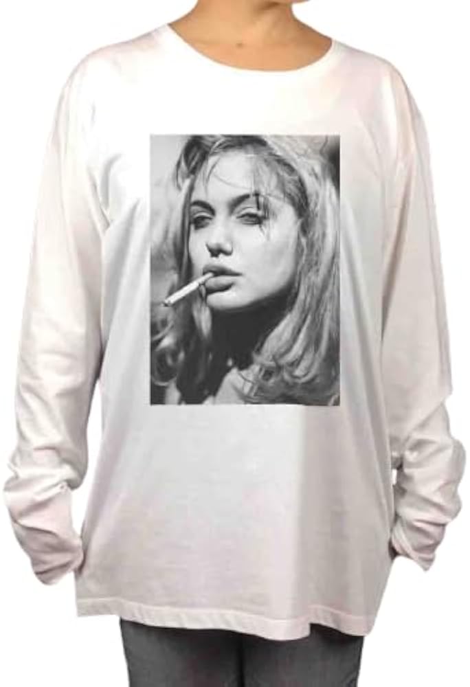 Amazon | アンジェリーナジョリー ハリウッド映画 女優 咥え煙草