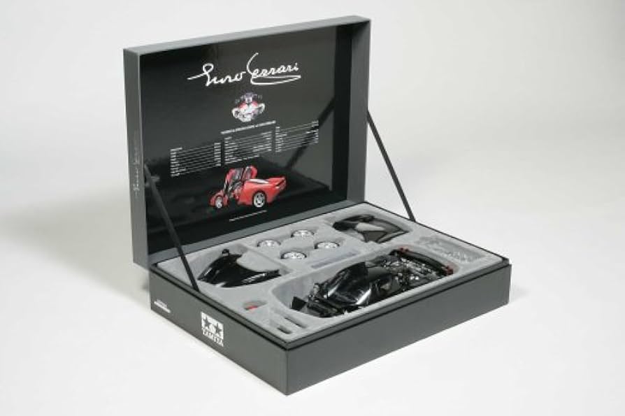 Amazon | タミヤ 1/12 コレクターズクラブ スペシャル エンツォ