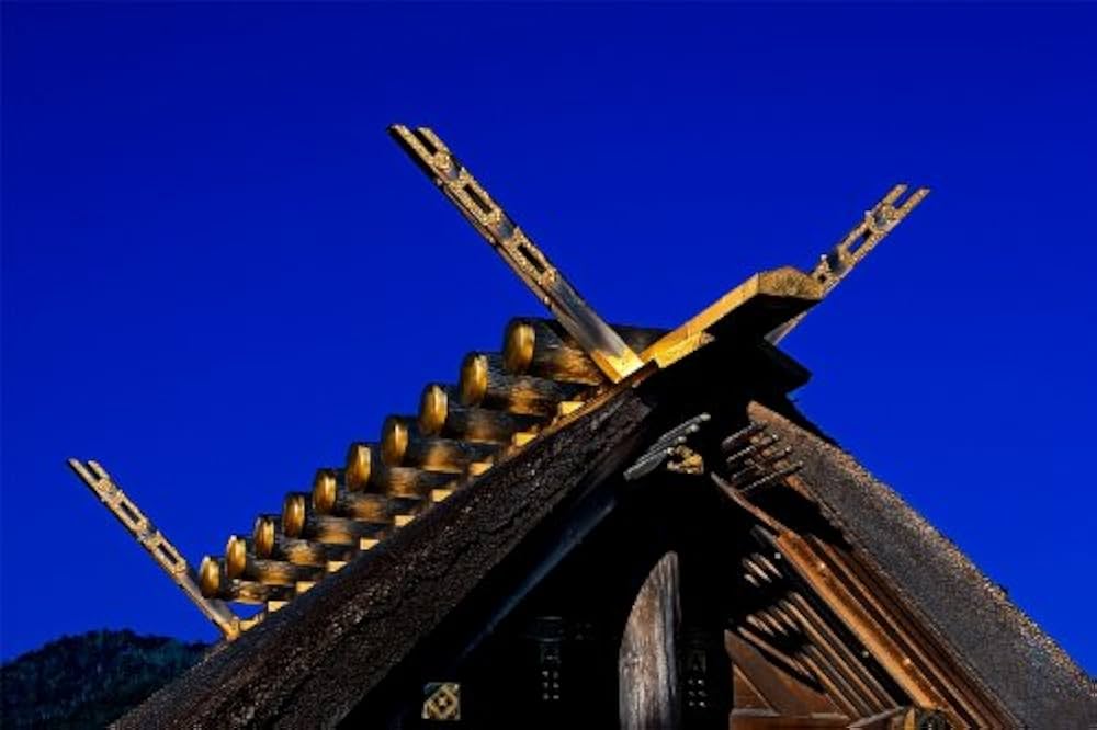 Amazon.co.jp: 伊勢神宮 (講談社文芸ヴィジュアル) (100周年書き下ろし