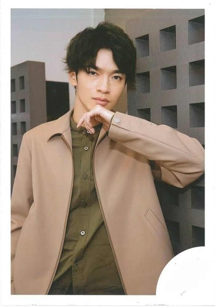 Amazon.co.jp: SnowMan 公式生写真 1st Anniversary 【深澤辰哉】02