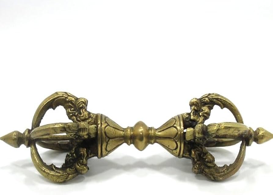 Amazon｜密教法具 九鈷杵 バジュラ 真鍮 約11.5cm 金剛杵 ヴァジュラ