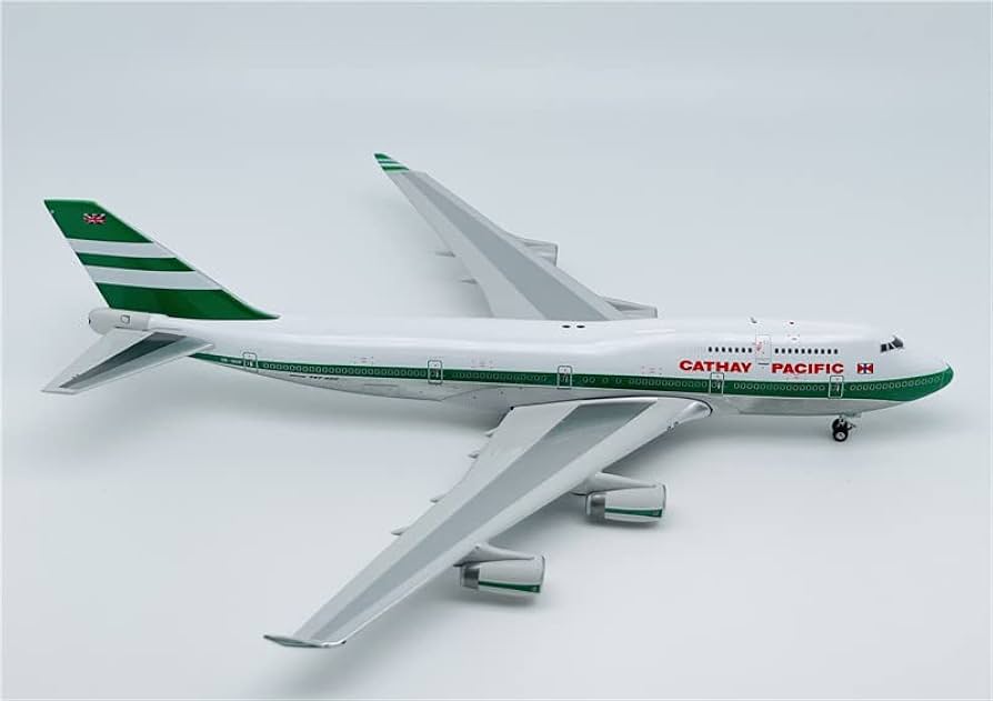 希少・公式】Boeing 747-400 1/400 ダイキャスト｜箱付 Amazon | JC