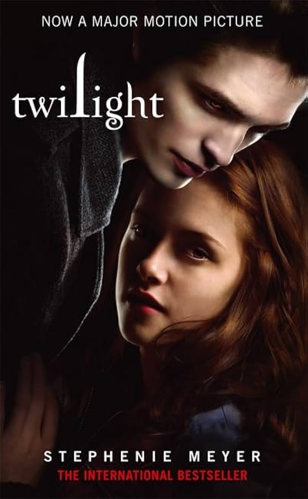 Twilight: Meyer, Stephenie: 9781905654413: Amazon.com: Books