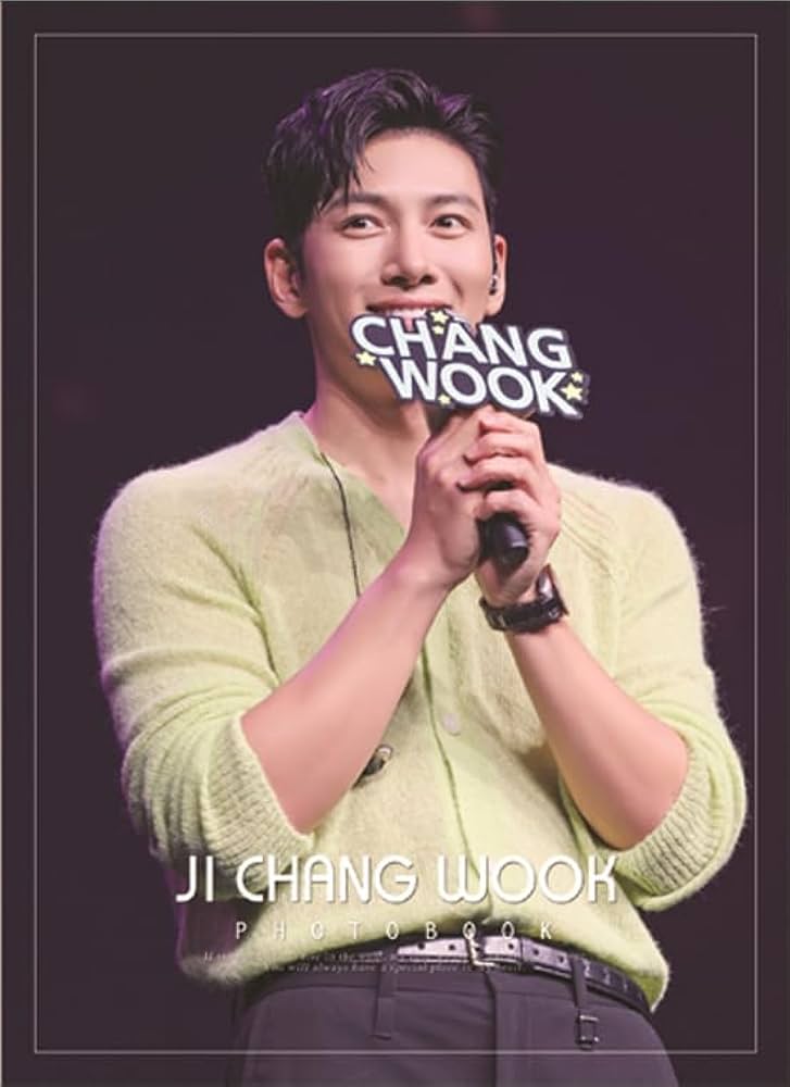 Amazon.co.jp: チチャンウク グッズ 写真集 Premium Photo Book