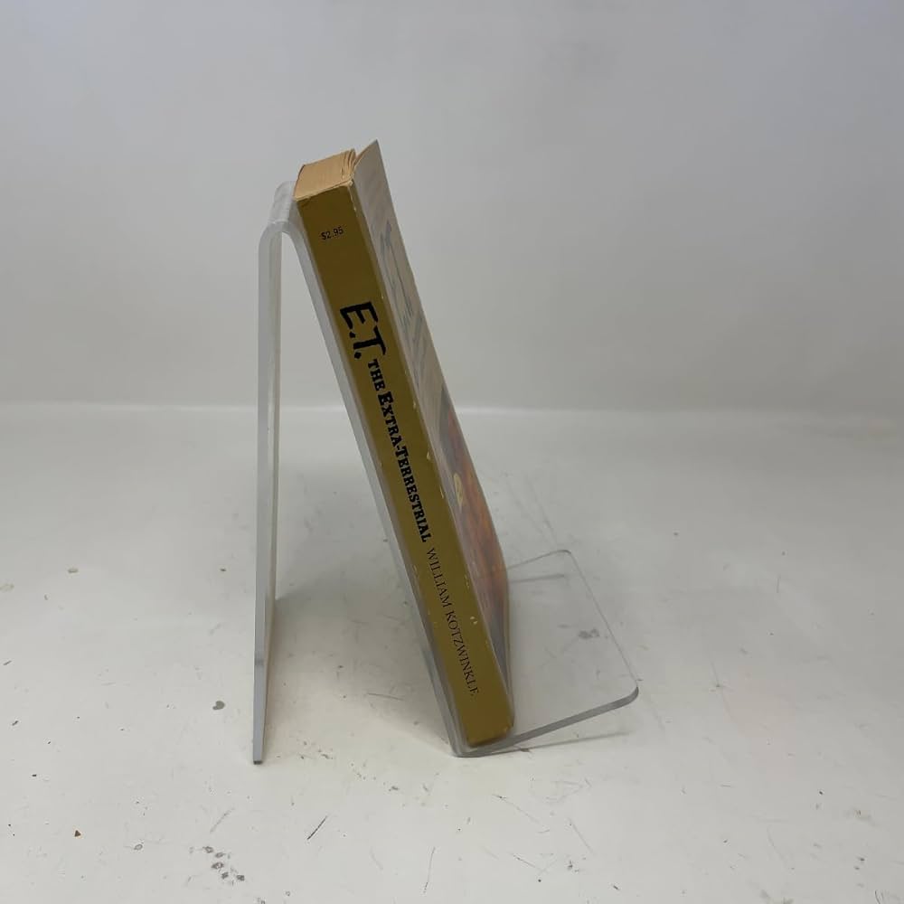 E.T.: The Extra-Terrestrial in his adventure on earth: William