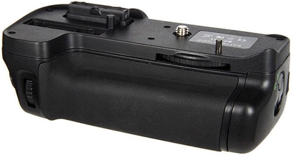 Amazon | NLC MB-D11 マルチパワーバッテリーパック 互換品 一眼レフ