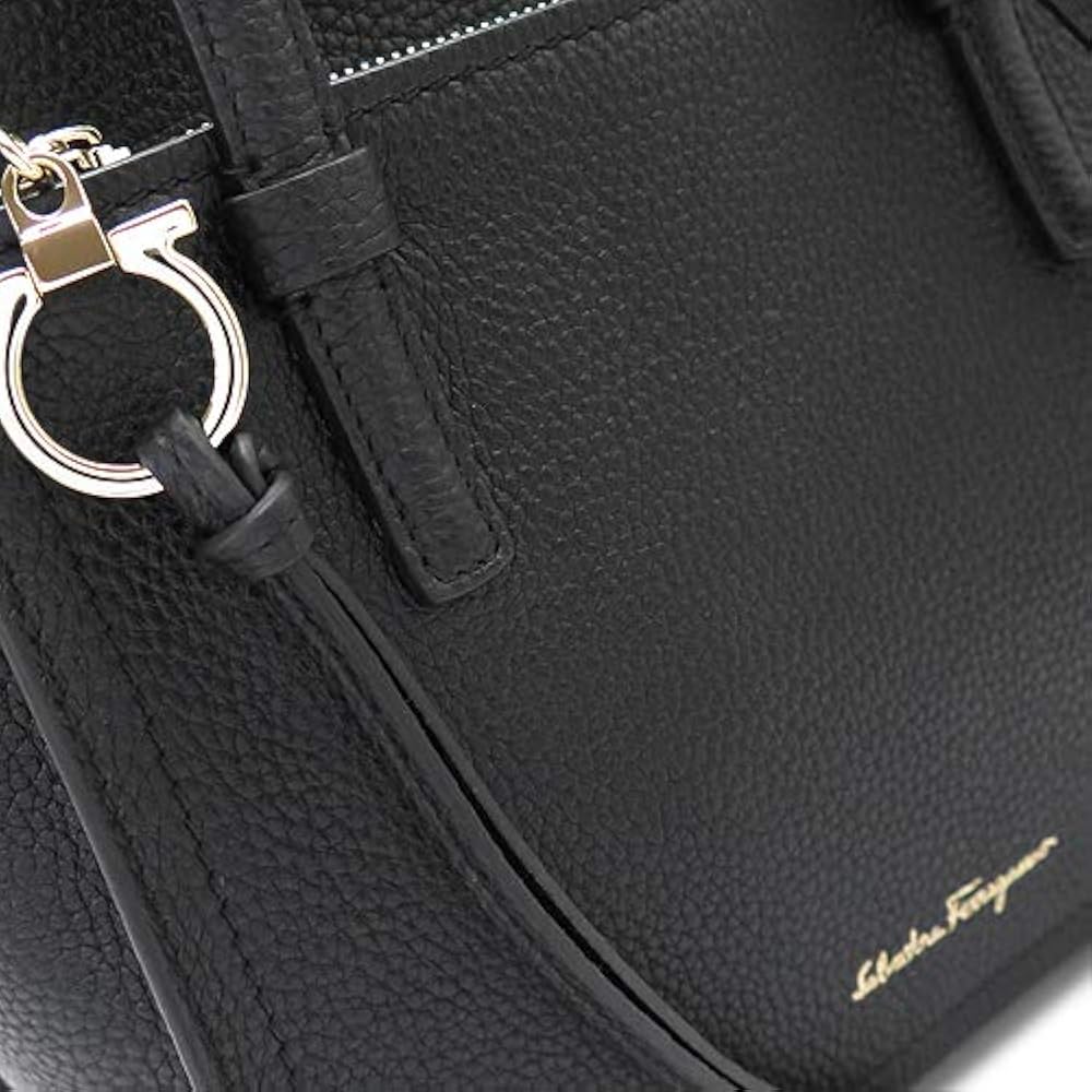 Amazon | [サルヴァトーレ フェラガモ] ハンドバッグ 21F478 0720533