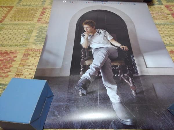 Amazon.co.jp: ガクト Gackt 2012 壁掛け型 カレンダー : 文房具