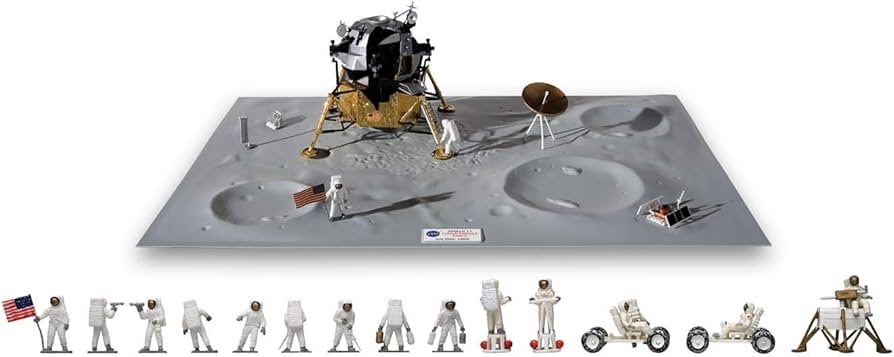 Amazon.com: Airfix A50106 1:72 Scale NASA One Small Step For Man