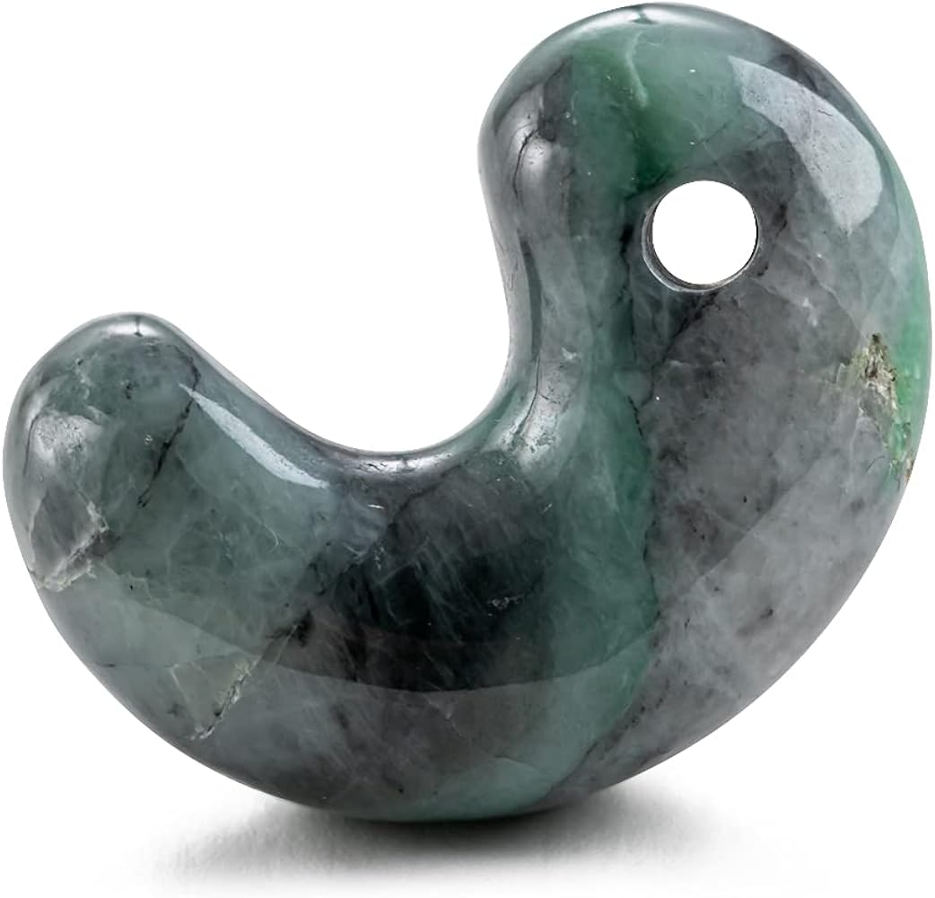 Amazon | プレミアム 糸魚川天然翡翠 勾玉 鮮やかな緑と黒色 艶美麗