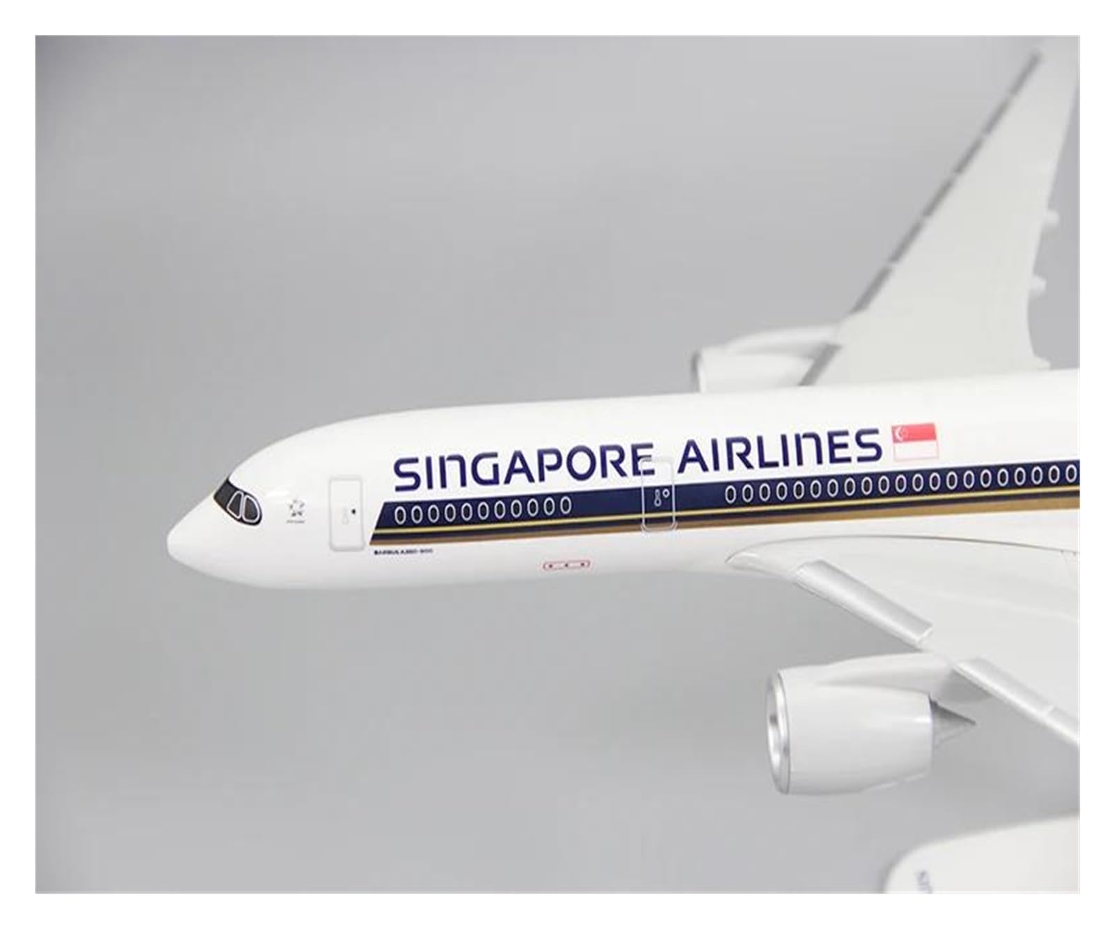 Amazon.co.jp: 航空機 1/200 スケール A350 A350-900 シンガポール航空