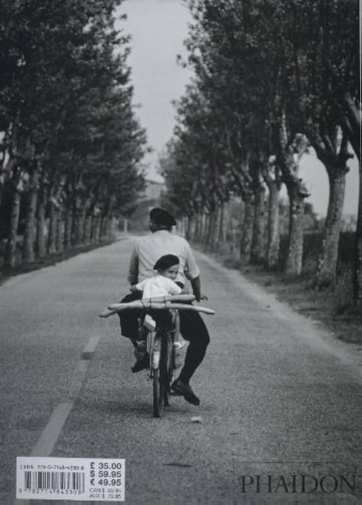 Amazon | Elliott Erwitt Snaps | Erwitt, Elliott, Flowers, Charles